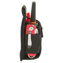 Set wear radio pouch fodero per ricetrasmittenti da cintura vista laterale piena con un walkie talkie un cutter in primo piano e si intravede il pennarello rosso dal lato opposto